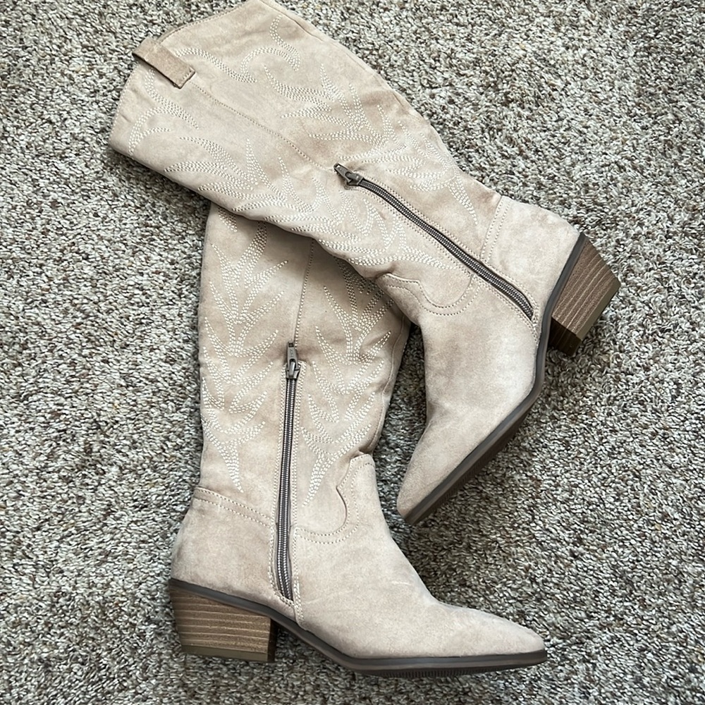 Women’s boots